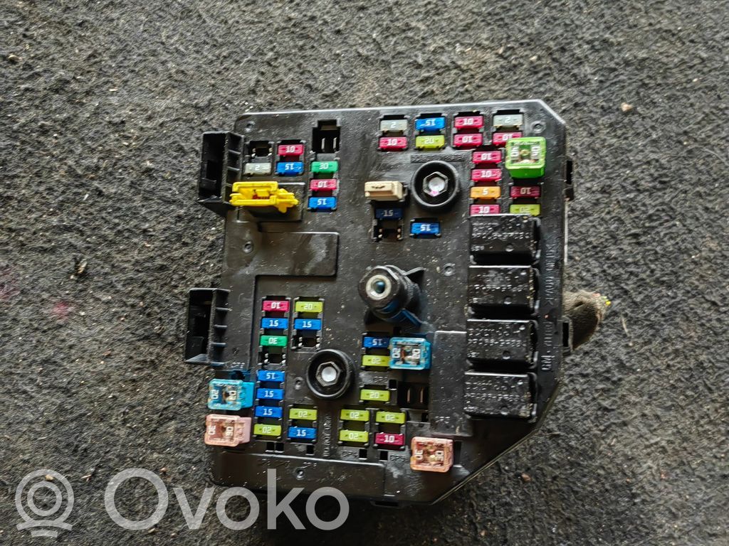 Chevrolet Captiva Fuse module 