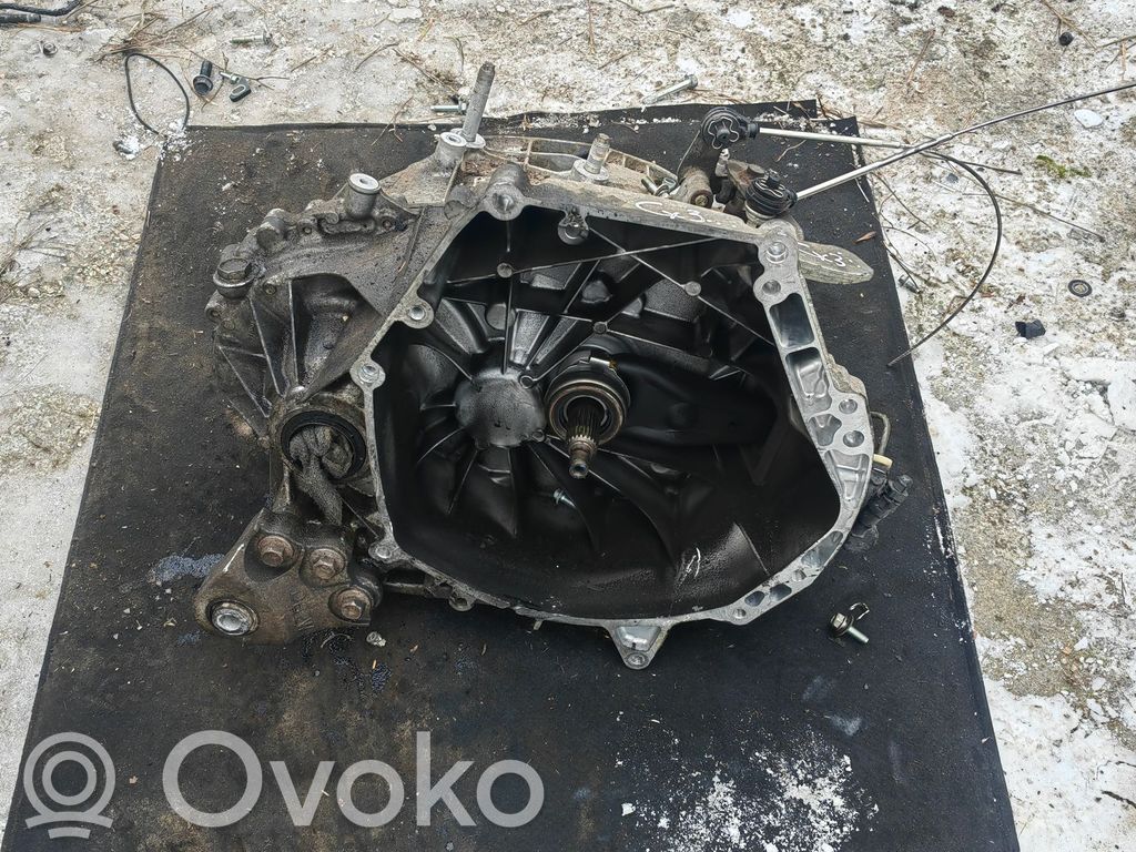 Mazda CX-3 Cutie viteze manuală cu 5 trepte 