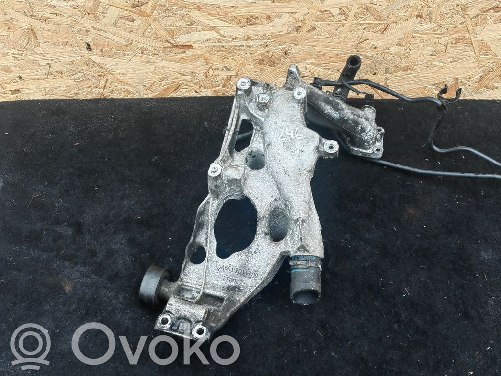 Mercedes-Benz B W246 W242 Generator/alternator bracket 