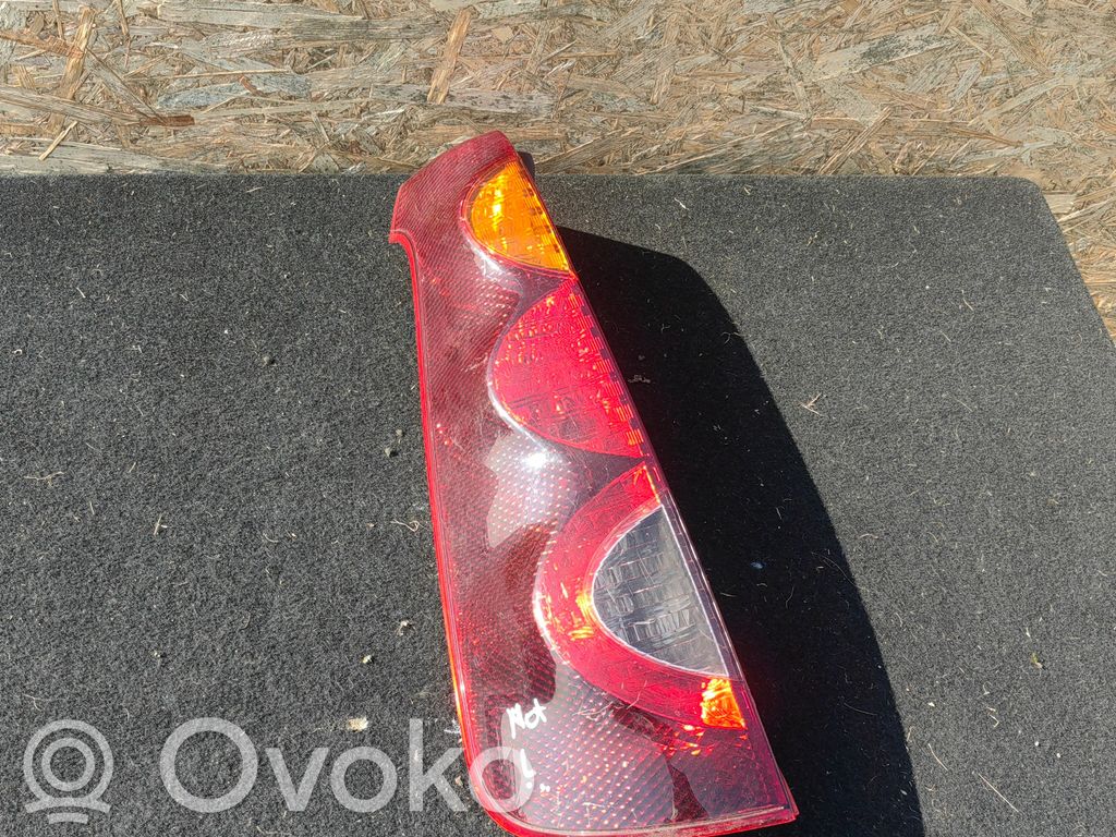 Rear/tail lights