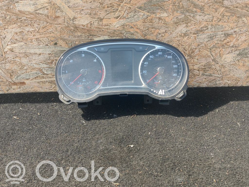 Audi A1 Speedometer (instrument cluster) 