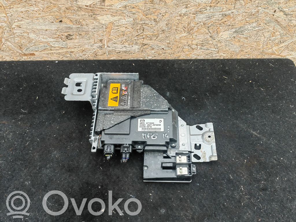 Mazda 6 Inversor/convertidor de voltaje 