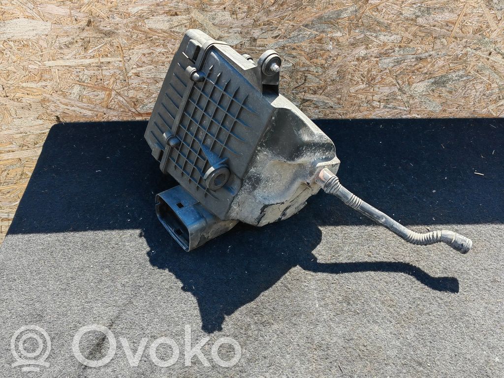 Audi A1 Air filter box 