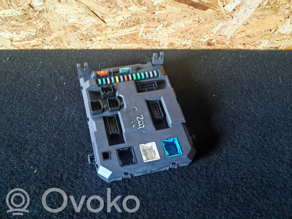 Peugeot 207 Drošinātāju bloks 