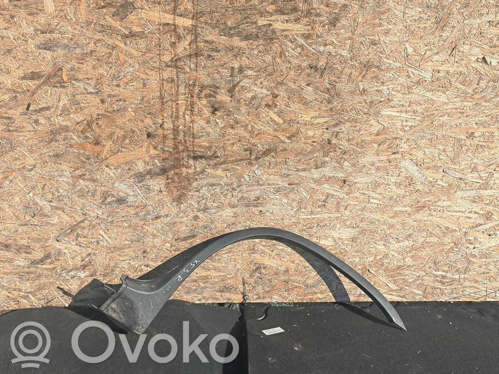 BMW X5 E53 Front arch trim 