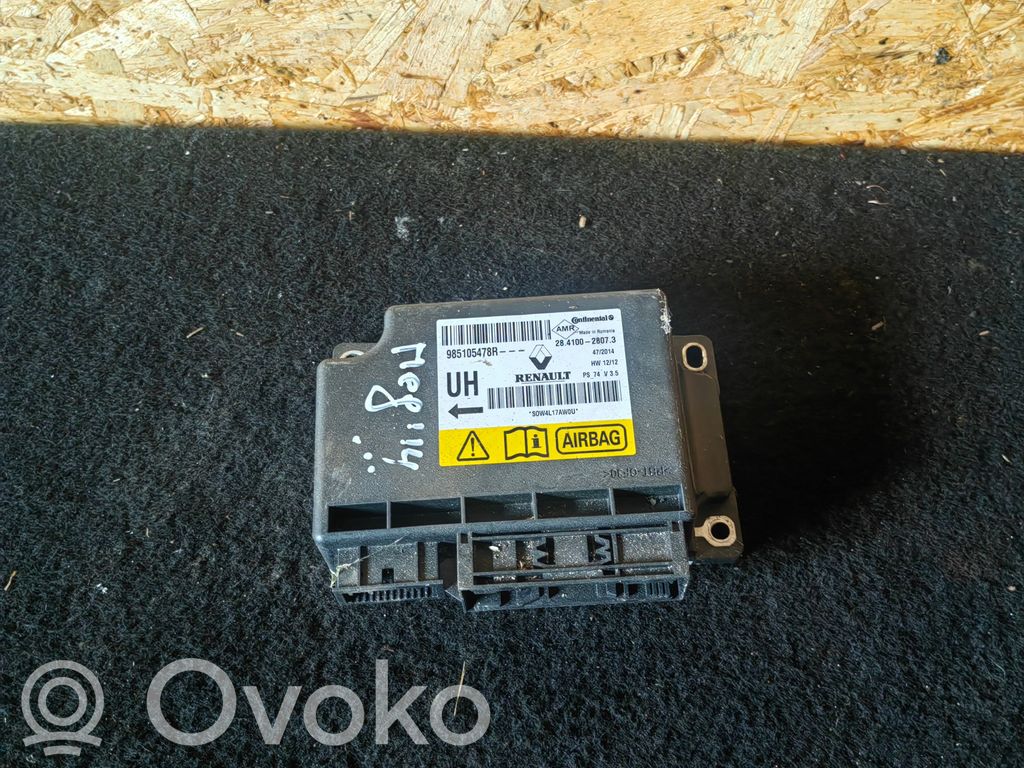 Renault Megane III Airbag control unit/module 