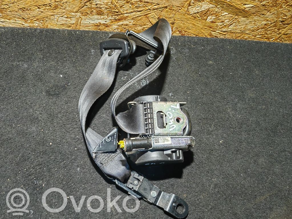 Volvo V40 Cinturón delantero 
