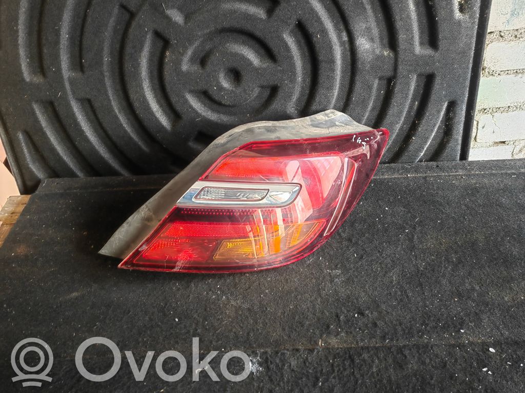 Opel Insignia A Lampa tylna 