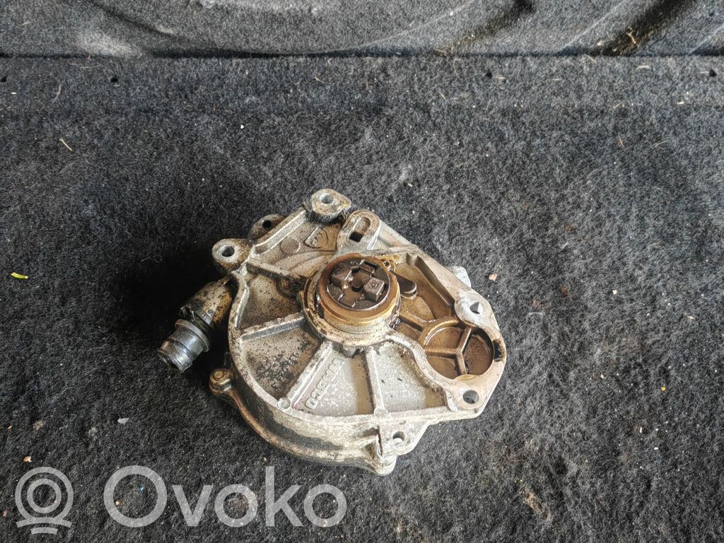Skoda Octavia Mk2 (1Z) Vacuum pump 