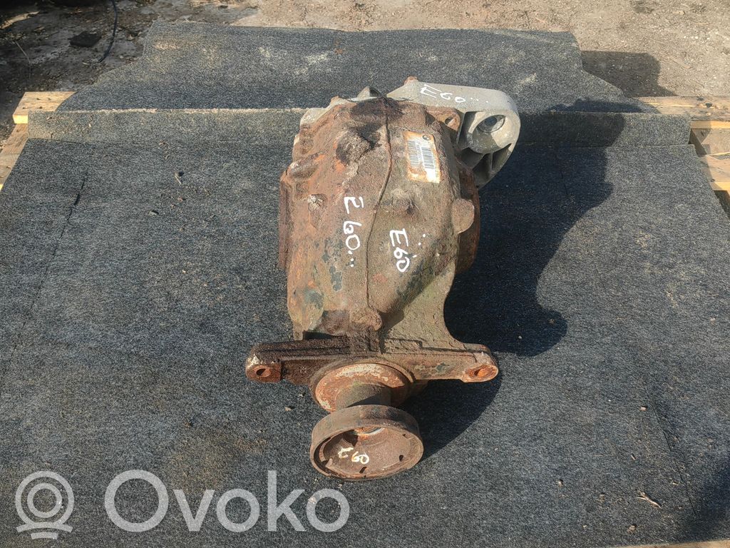 BMW 5 E60 E61 Galinis reduktorius 