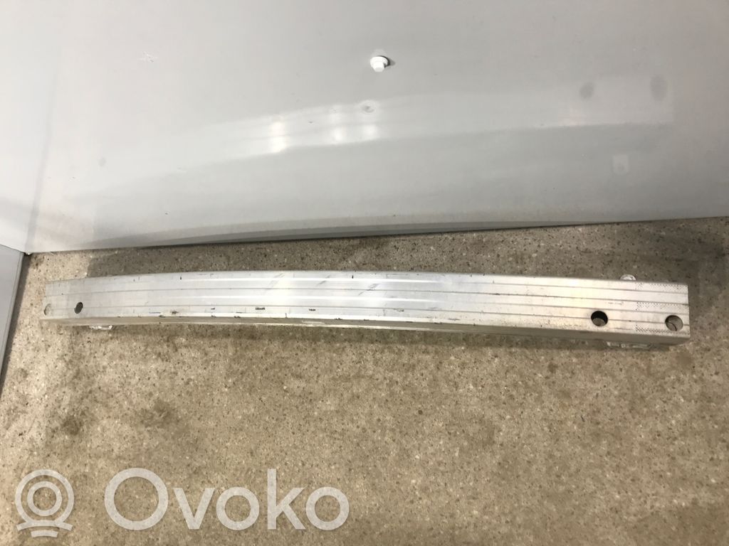 Chrysler Pacifica Aizmugurē bampera balka 