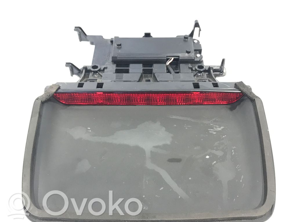 Dodge Charger Third/center stoplight 