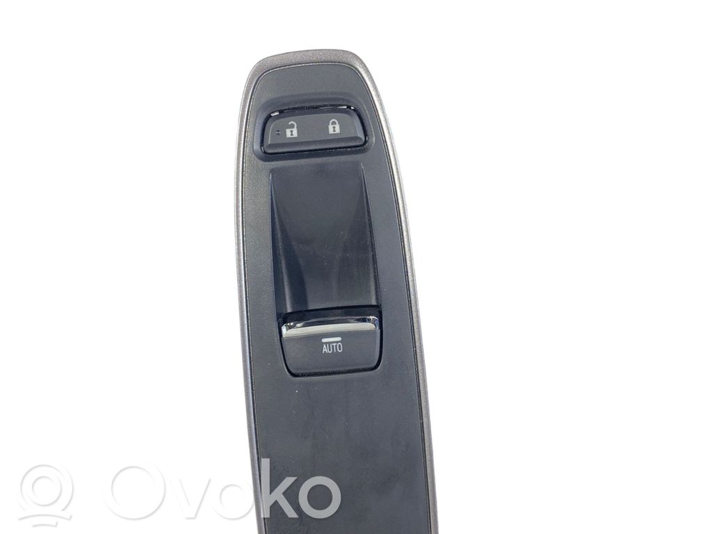 Subaru Outback (BT) Electric window control switch 