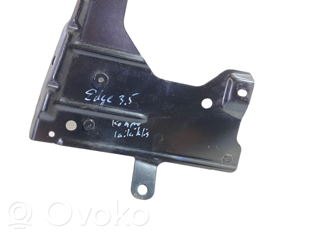 Ford Edge II Other engine bay part 