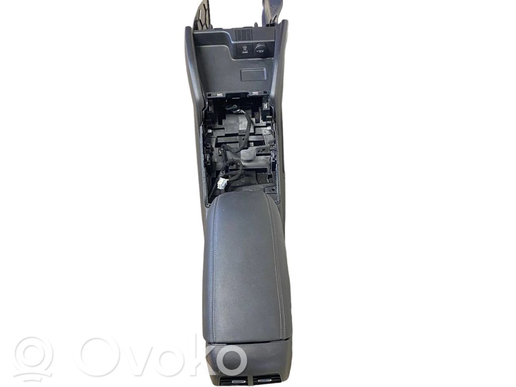 Ford Escape IV Center console 