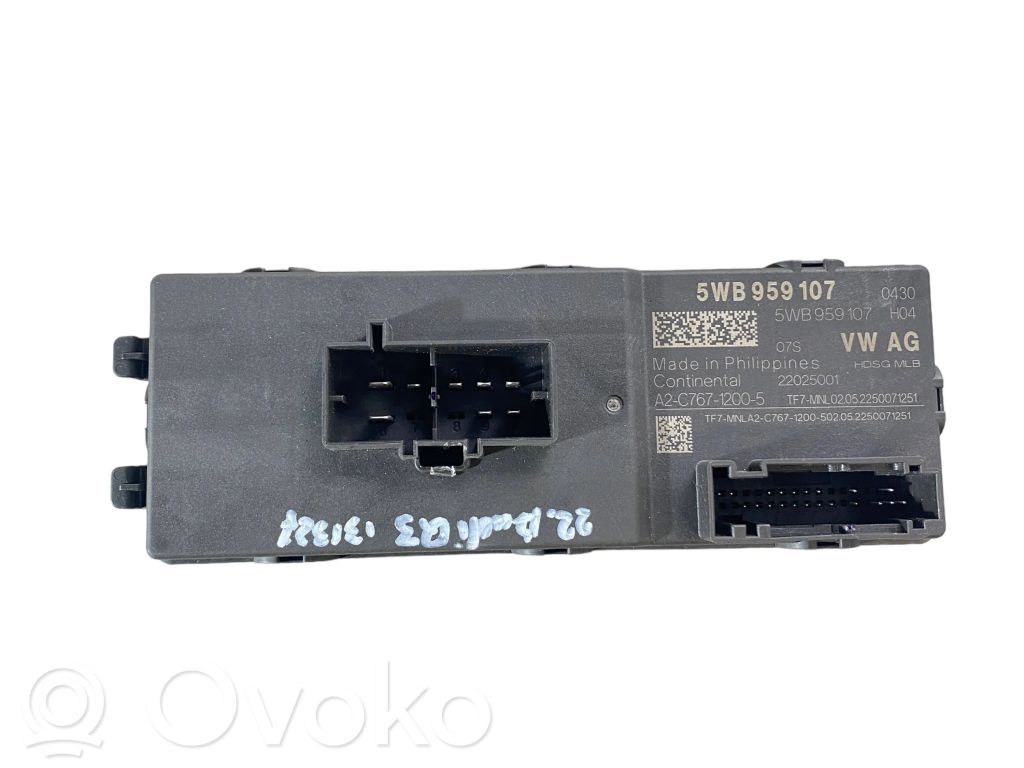 Audi Q3 F3 Tailgate/trunk control unit/module 