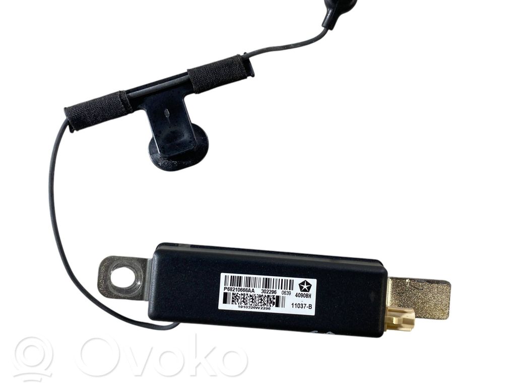 Dodge Challenger Antenos stiprintuvas 