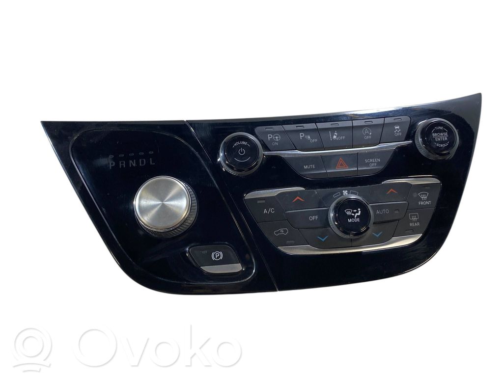 Chrysler Pacifica Unidad de control climatización 