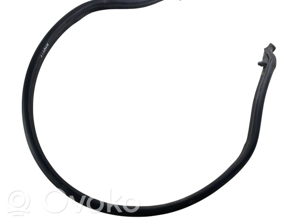 Jeep Grand Cherokee Engine compartment rubber 