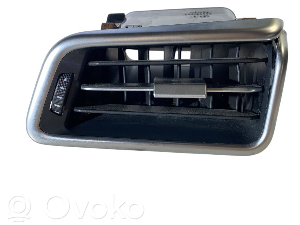 Boczna kratka nawiewu deski rozdzielczej   6700190610,08906005