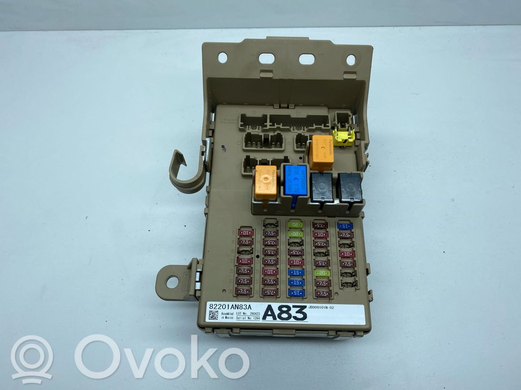 Módulo de fusible   82201AN83A