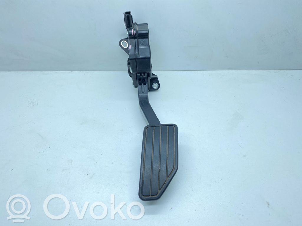 Subaru Forester SK Pedał gazu / przyspieszenia 