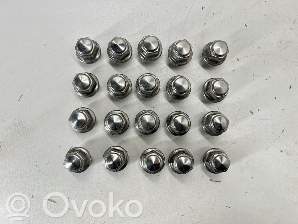 Ford Bronco Tuercas/tornillos 