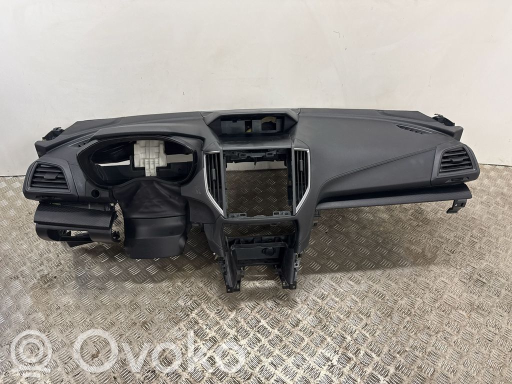 Subaru Impreza V Dashboard 