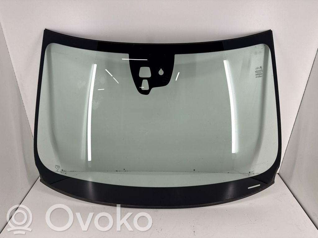 Volvo S60 Front windscreen/windshield window 