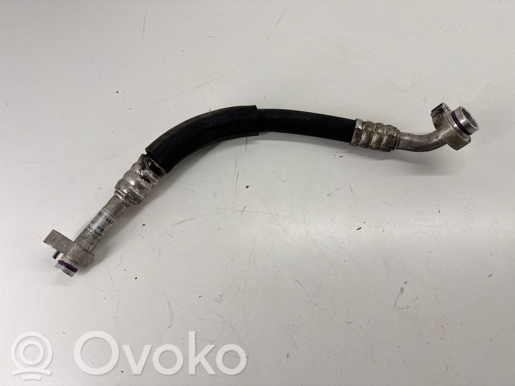 Porsche Cayenne (92A) Ilmastointilaitteen putki (A/C) 