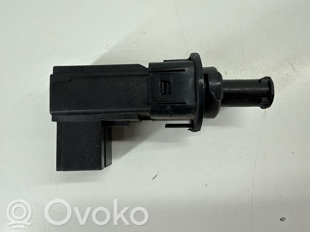 Jeep Grand Cherokee Brake pedal sensor switch 