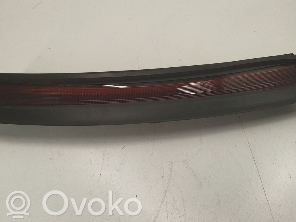 Tesla Model 3 Third/center stoplight 
