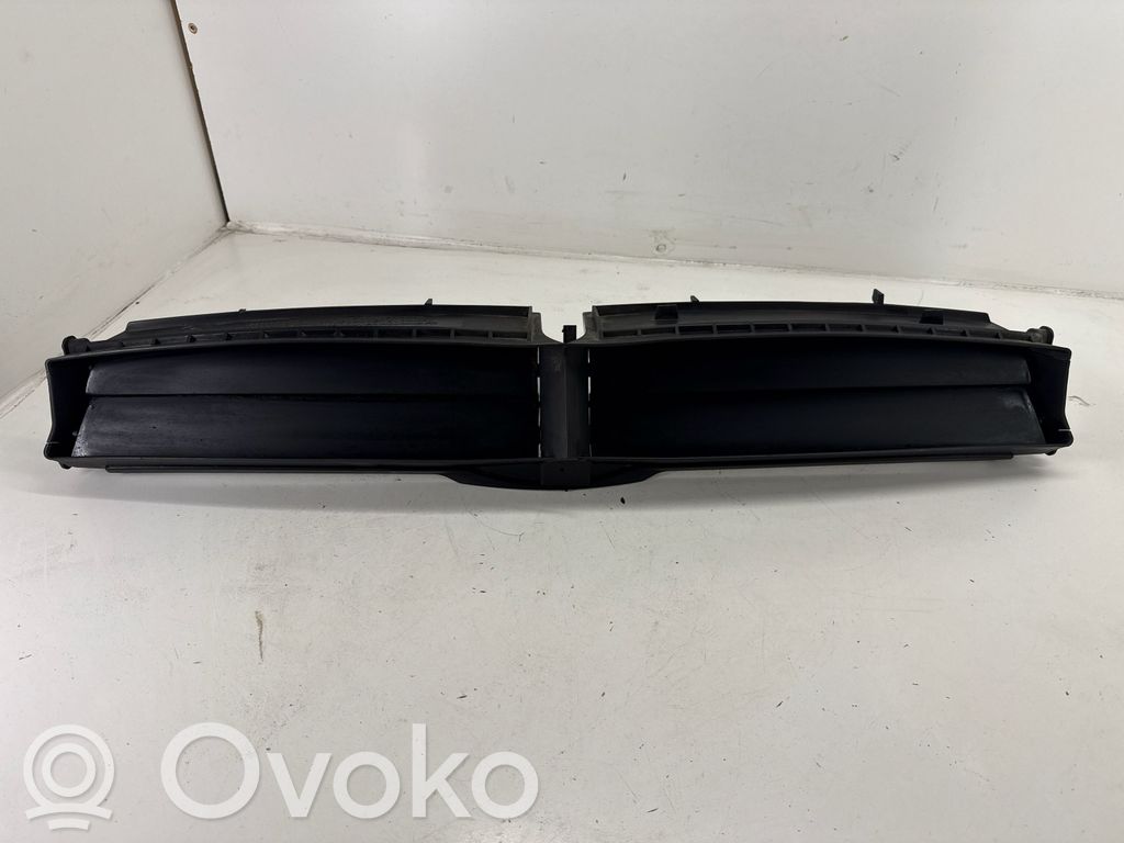 Tesla Model X Intercooler air guide/duct channel 