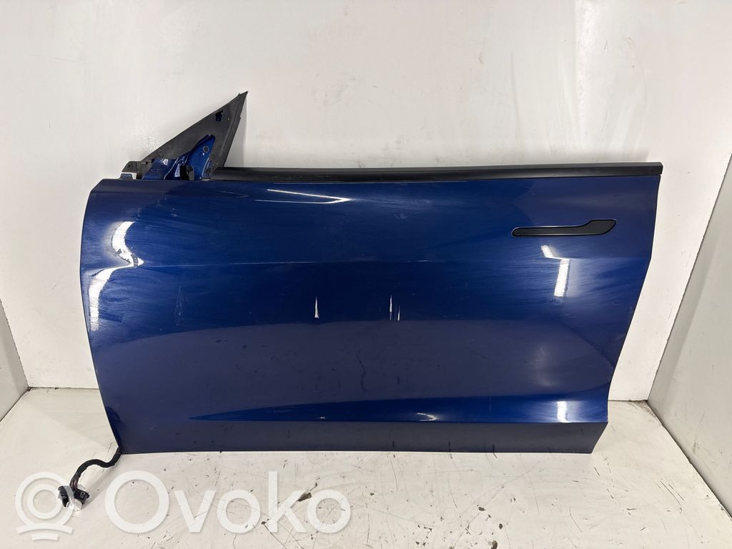 Tesla Model 3 Puerta delantera 