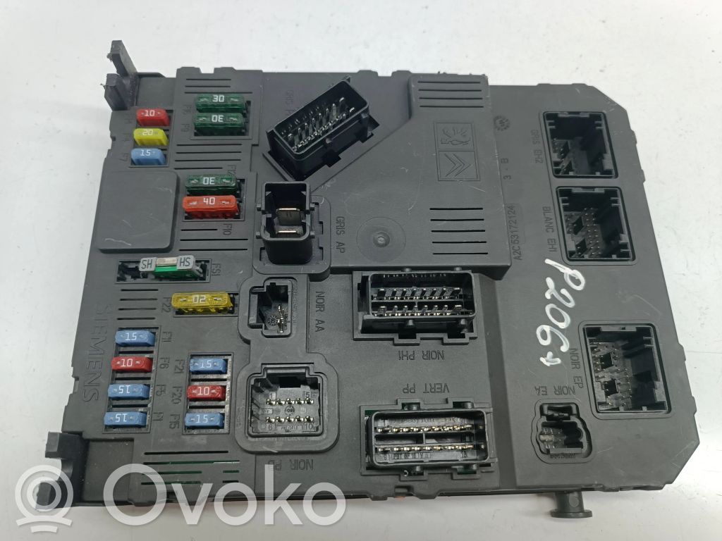 Peugeot 206+ Drošinātāju bloks 