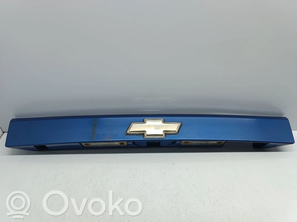 Chevrolet Aveo Barra de luz de la matrícula/placa de la puerta del maletero 
