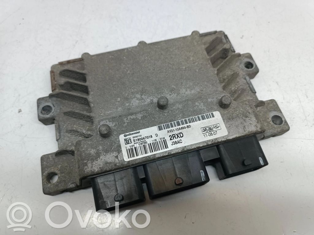 Engine control unit/module   AV2112A650BD,S180047018D,J38AC