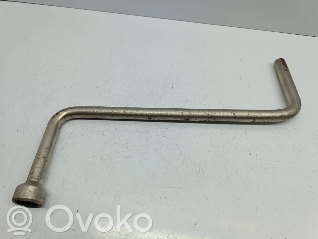 BMW 7 E65 E66 Wheel nut wrench 