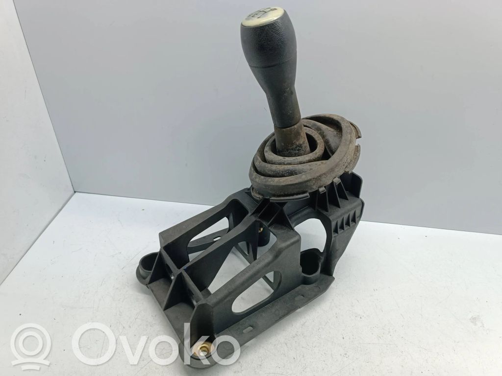 Citroen C3 Pavarų perjungimo mechanizmas (kulisa) 
