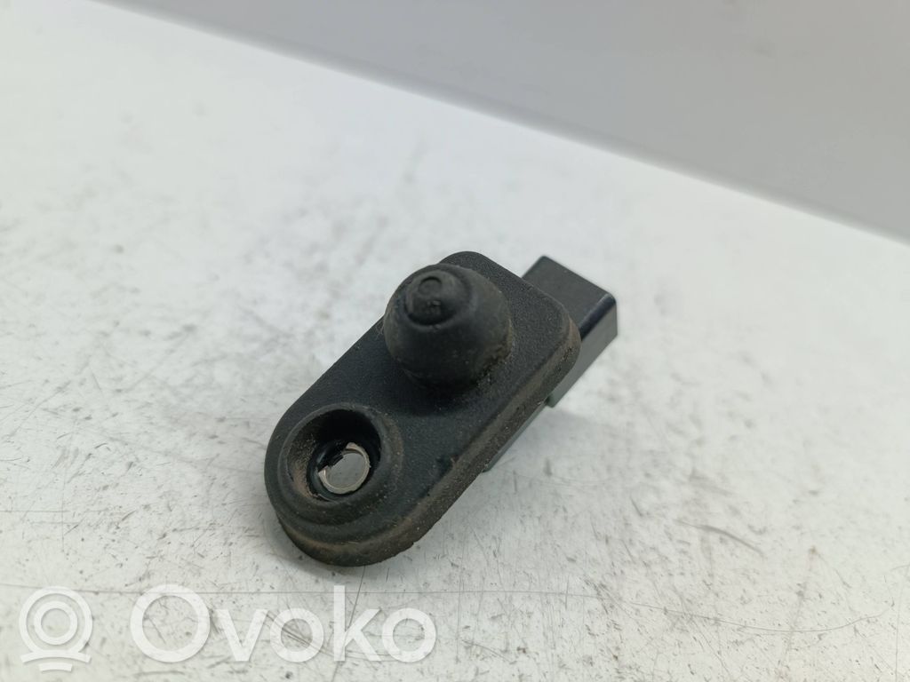 Mitsubishi Lancer VIII Sensor de la puerta trasera 