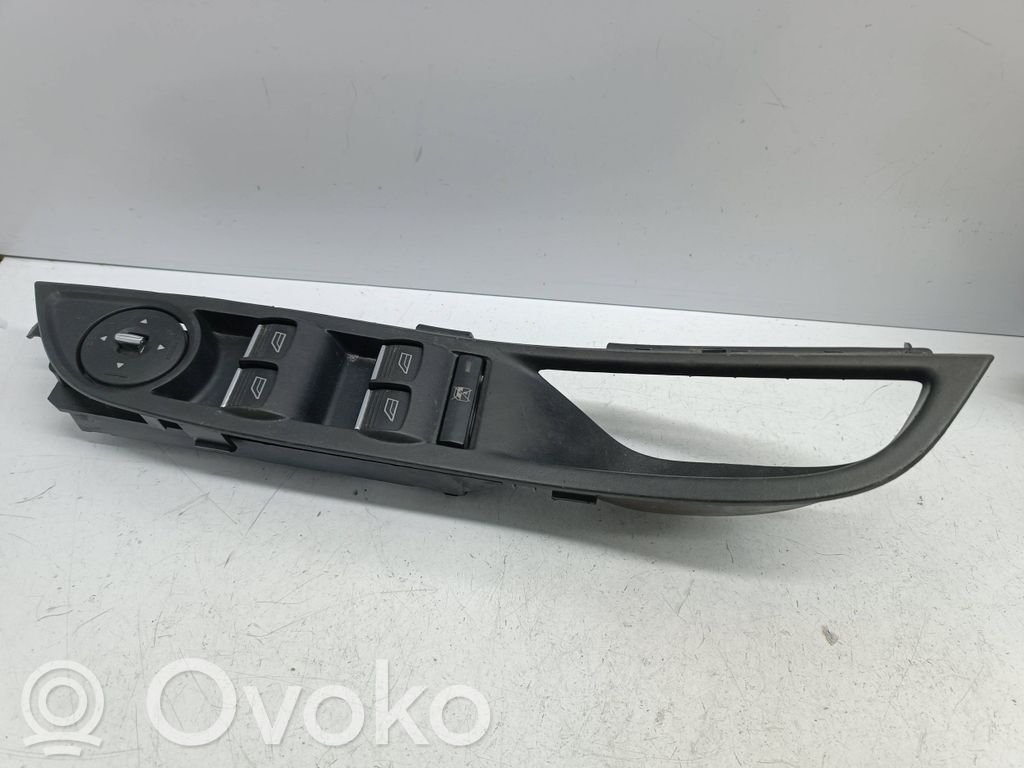 Ford Focus Interruptor del elevalunas eléctrico 