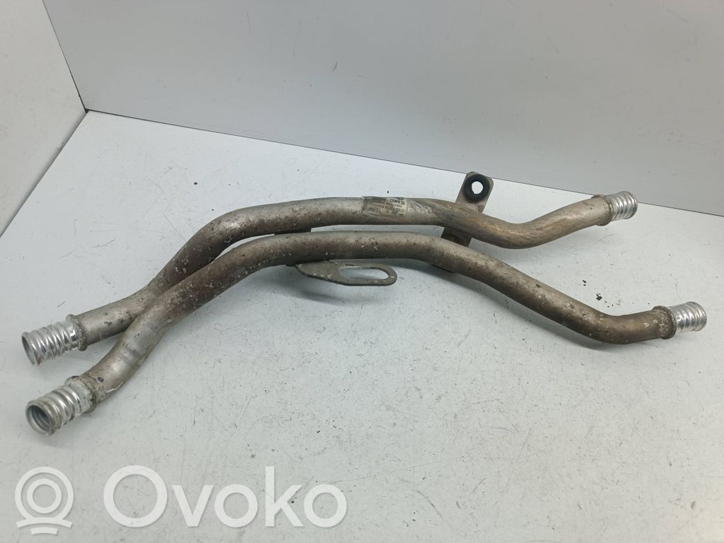 BMW 7 E65 E66 Conductă/furtun lichid de răcire motor 