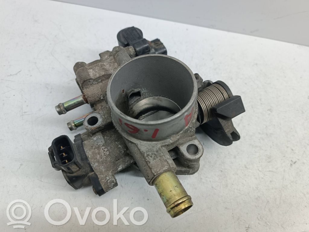 Toyota Corolla E120 E130 Droseļvārsts 