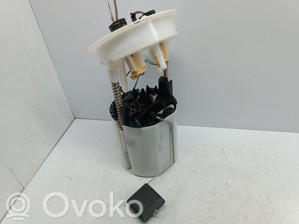 Pompe à carburant   6763850,A2C53025278
