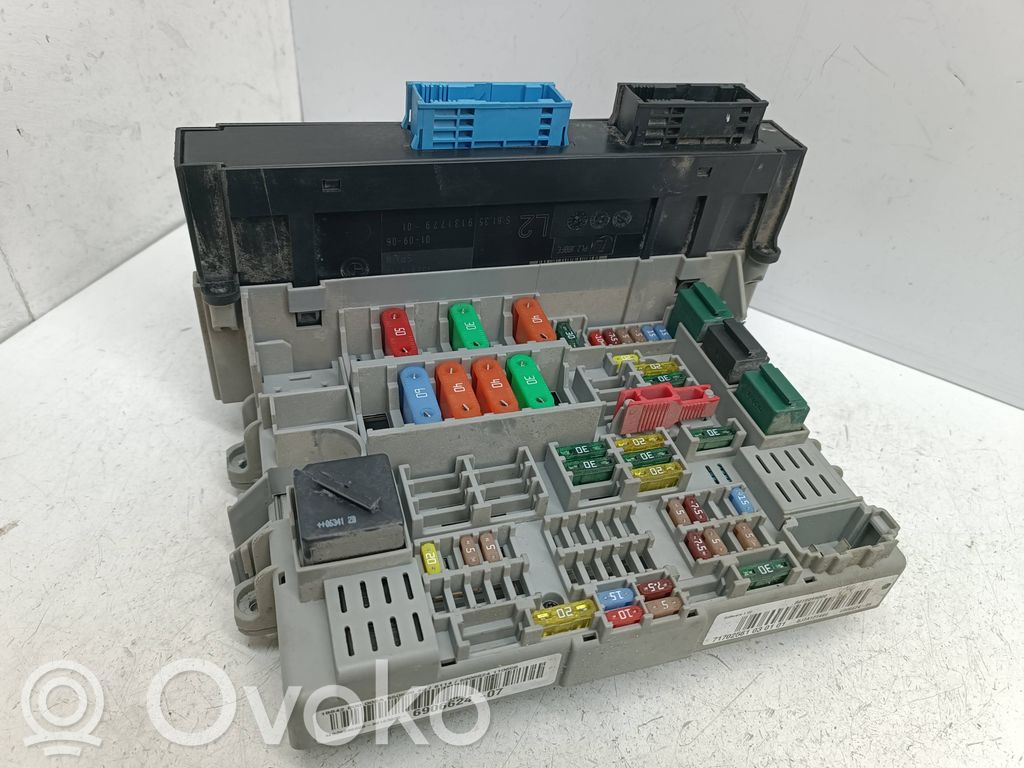 Comfort/convenience module   9131779,61359131779,6906624