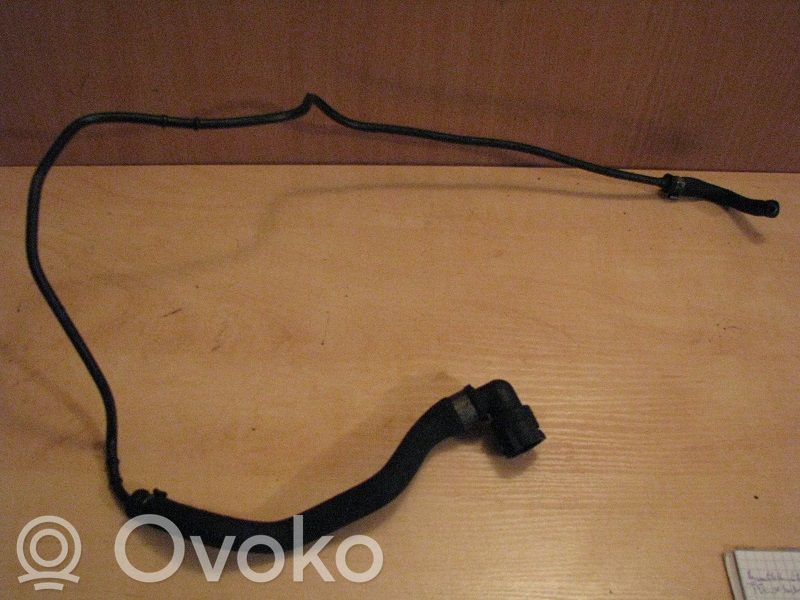 Engine coolant pipe/hose