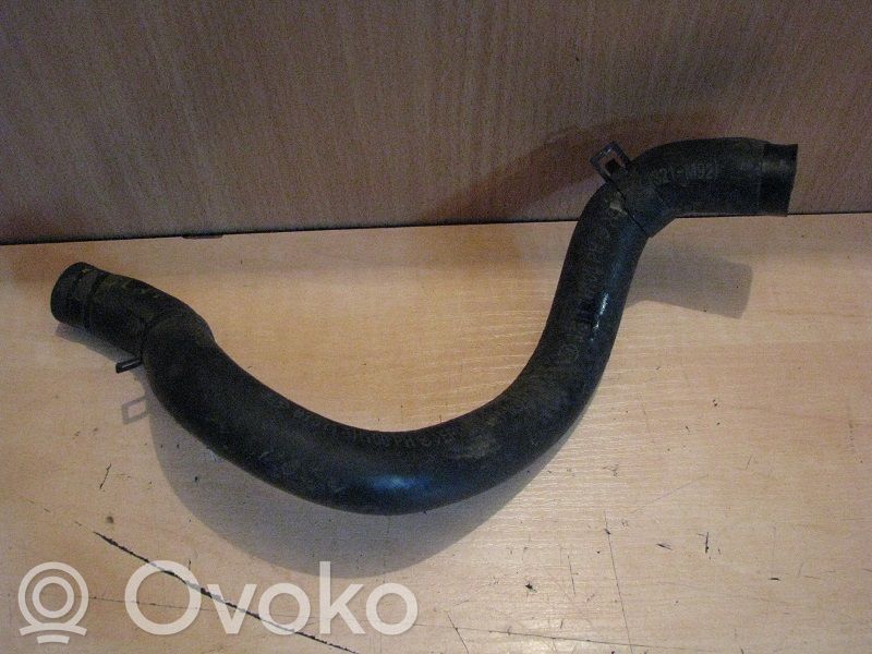 Engine coolant pipe/hose