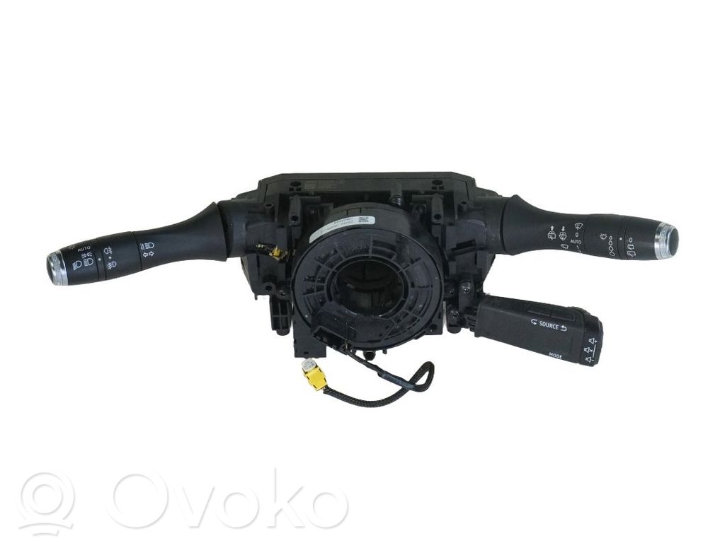 Renault Clio IV Przyciski multifunkcyjne 