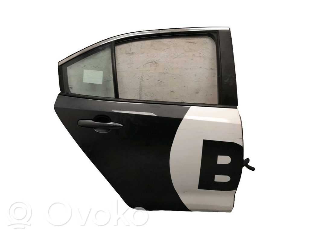Puerta trasera   6700302550
