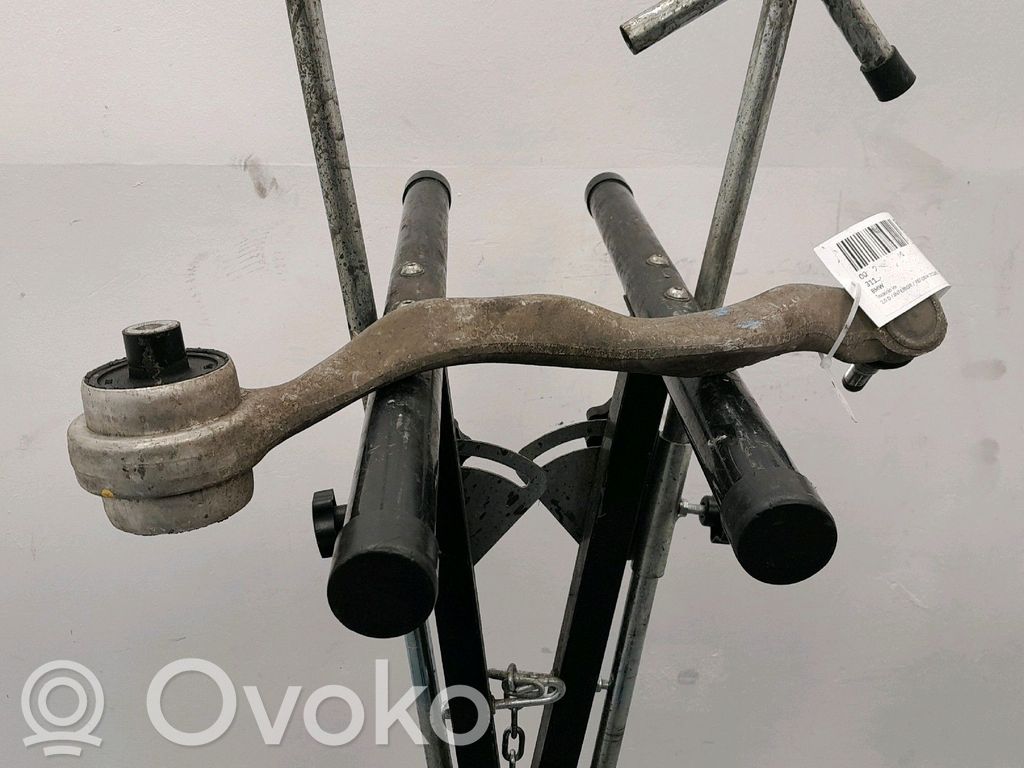 Brazo de suspensión delantero   31126855741